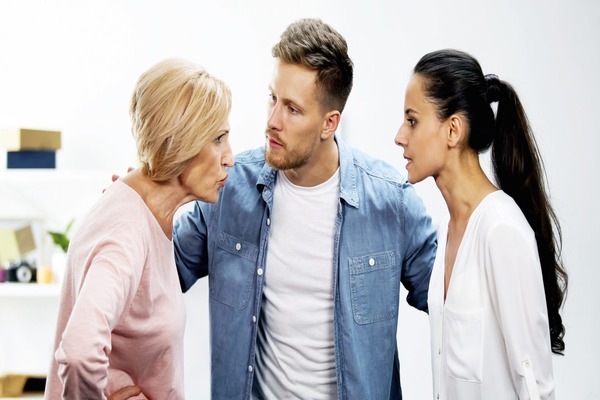 В похвалу благочестивым свекровям